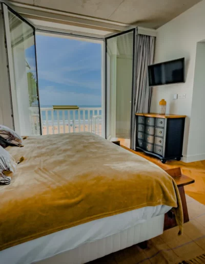 3e3v_cb699505-6a7a-41e7-b2d3-1b3238b9d76f